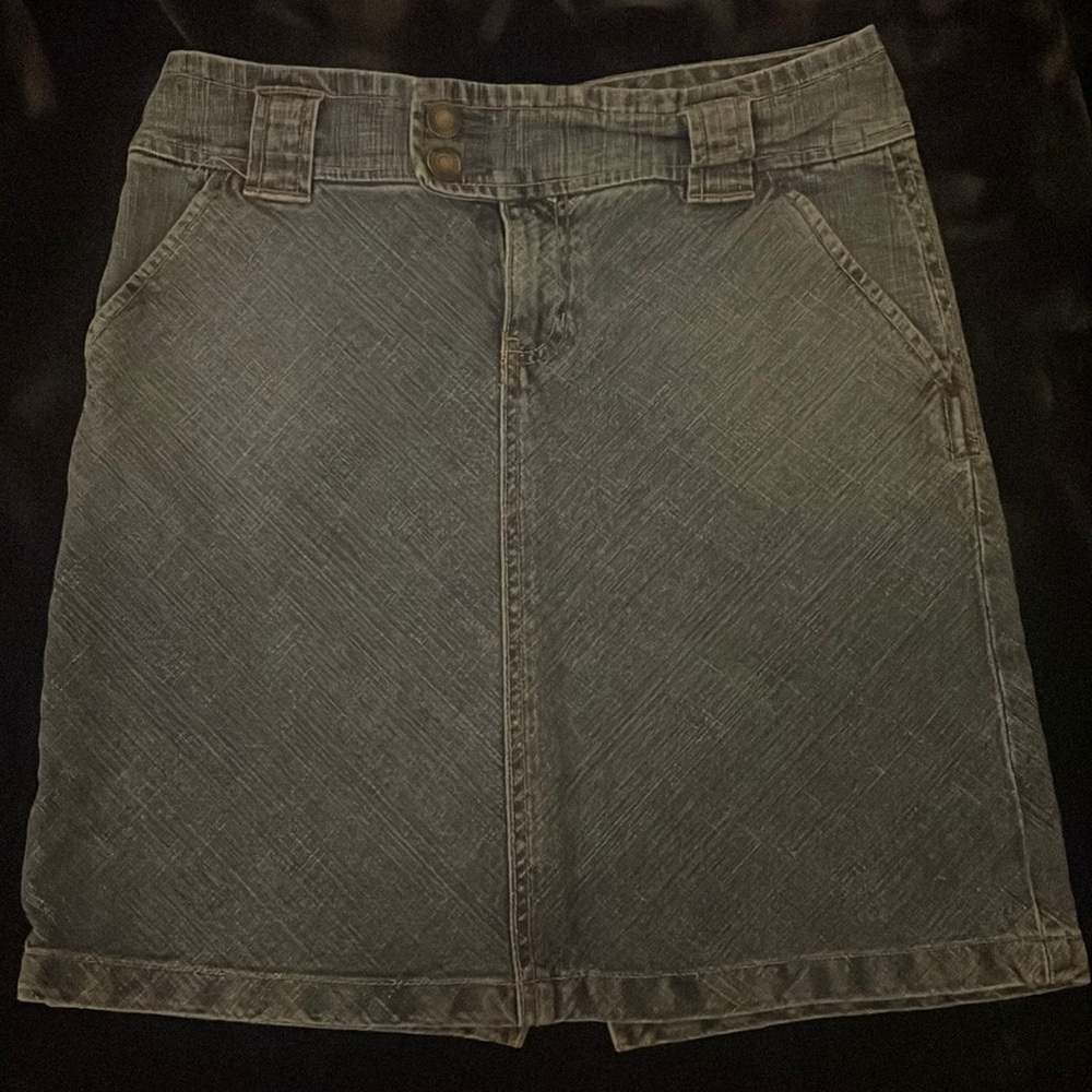 Light Denim Gap Factory Brand Skirt.